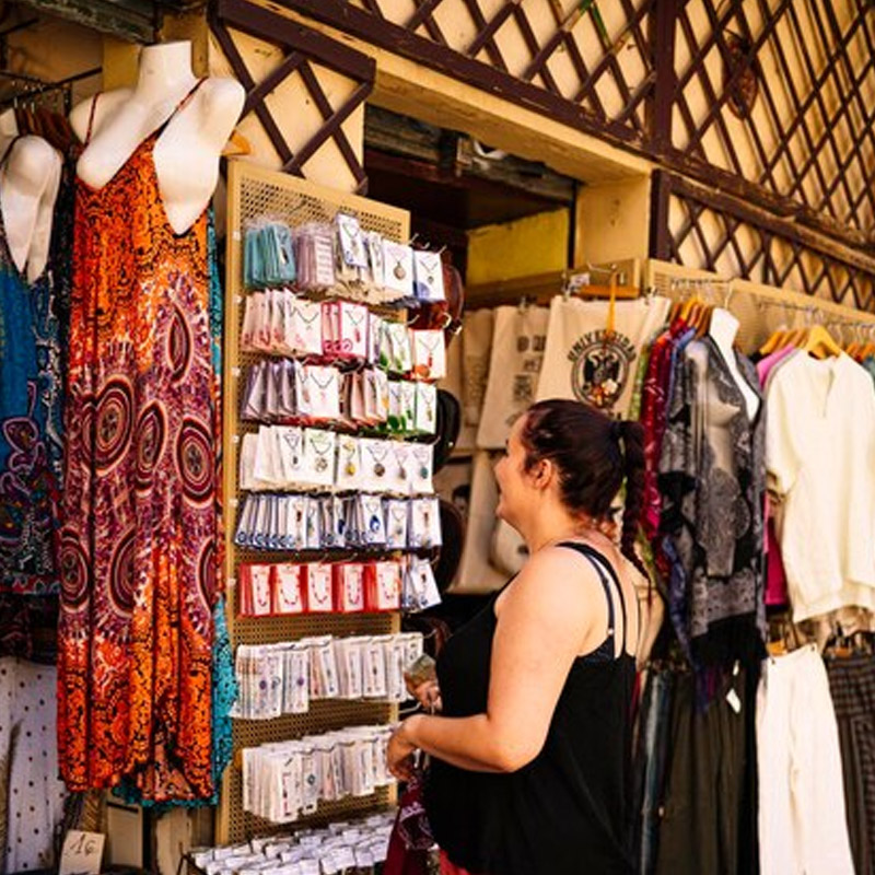 Street Shopping in Agra